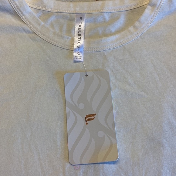 Fabletics Crop Top XL - Picture 3 of 5